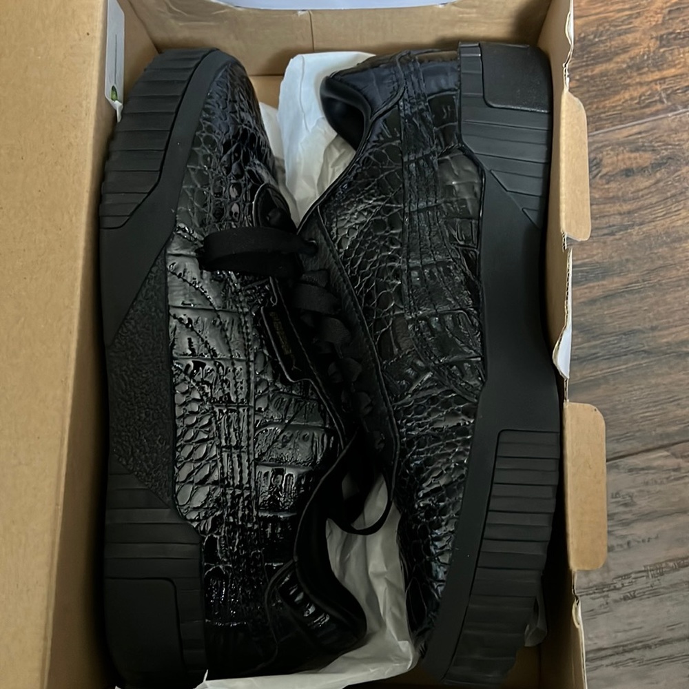 Puma black patent leather tennis shoes, NO BOX  8.5
